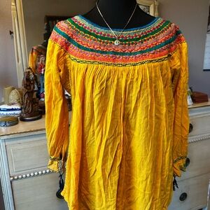 Yellow Chiapas Mexican cotton tunic blouse with multicolor embroidery🇲🇽💛